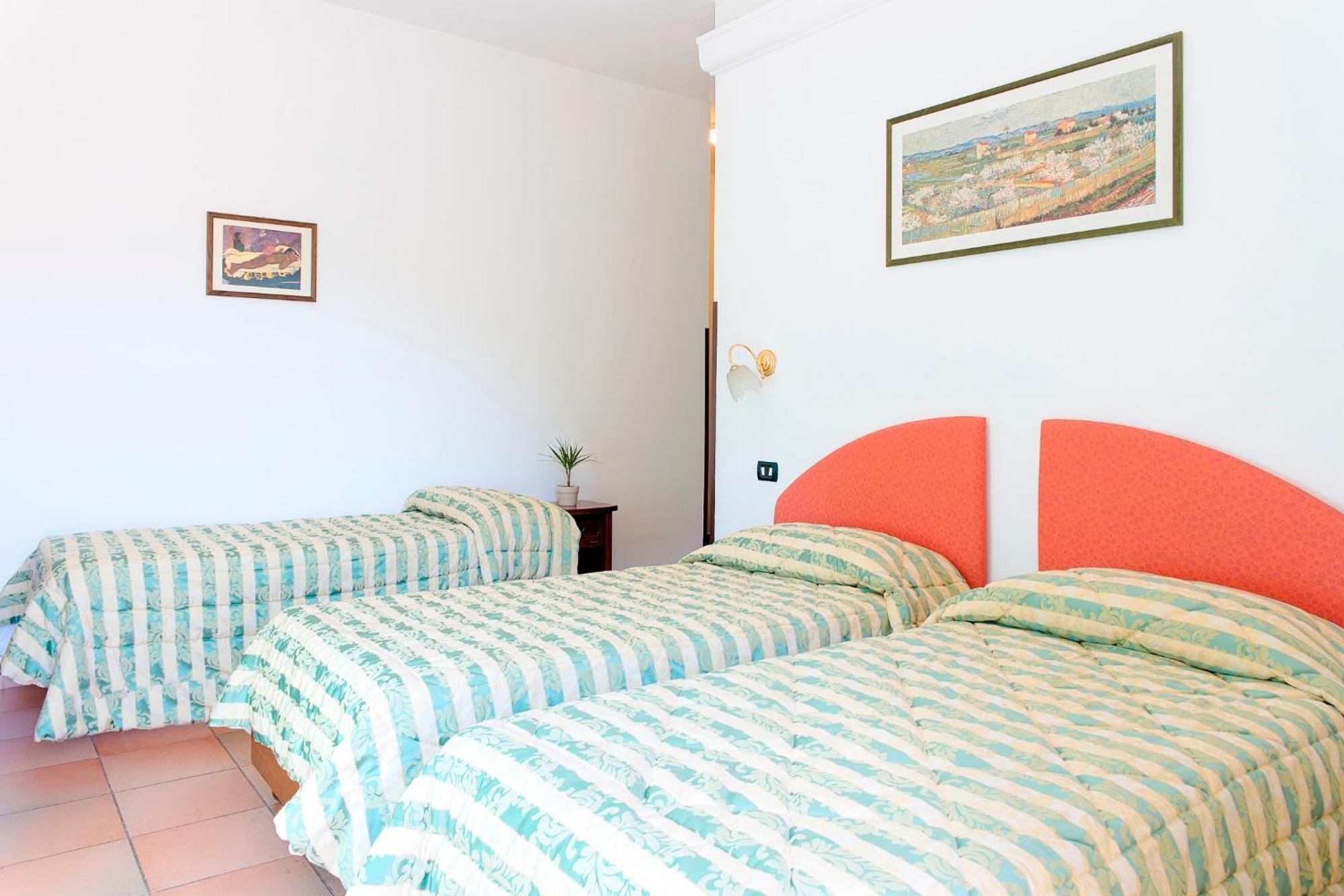 Hotel Ristorante Da Carlos Santa Maria Giudice Экстерьер фото